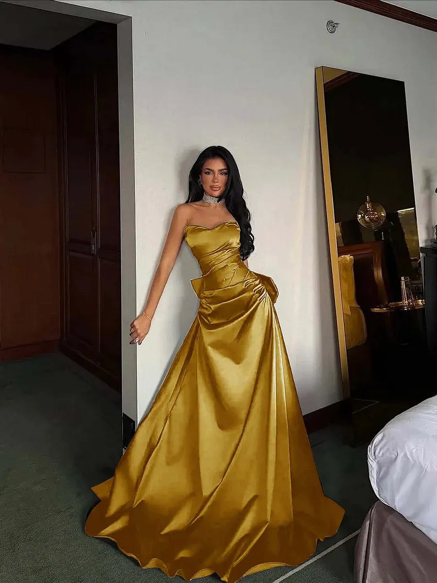 Elegant A-Line Strapless Pleated Bow Detail Satin Black Floor Length Prom Dress