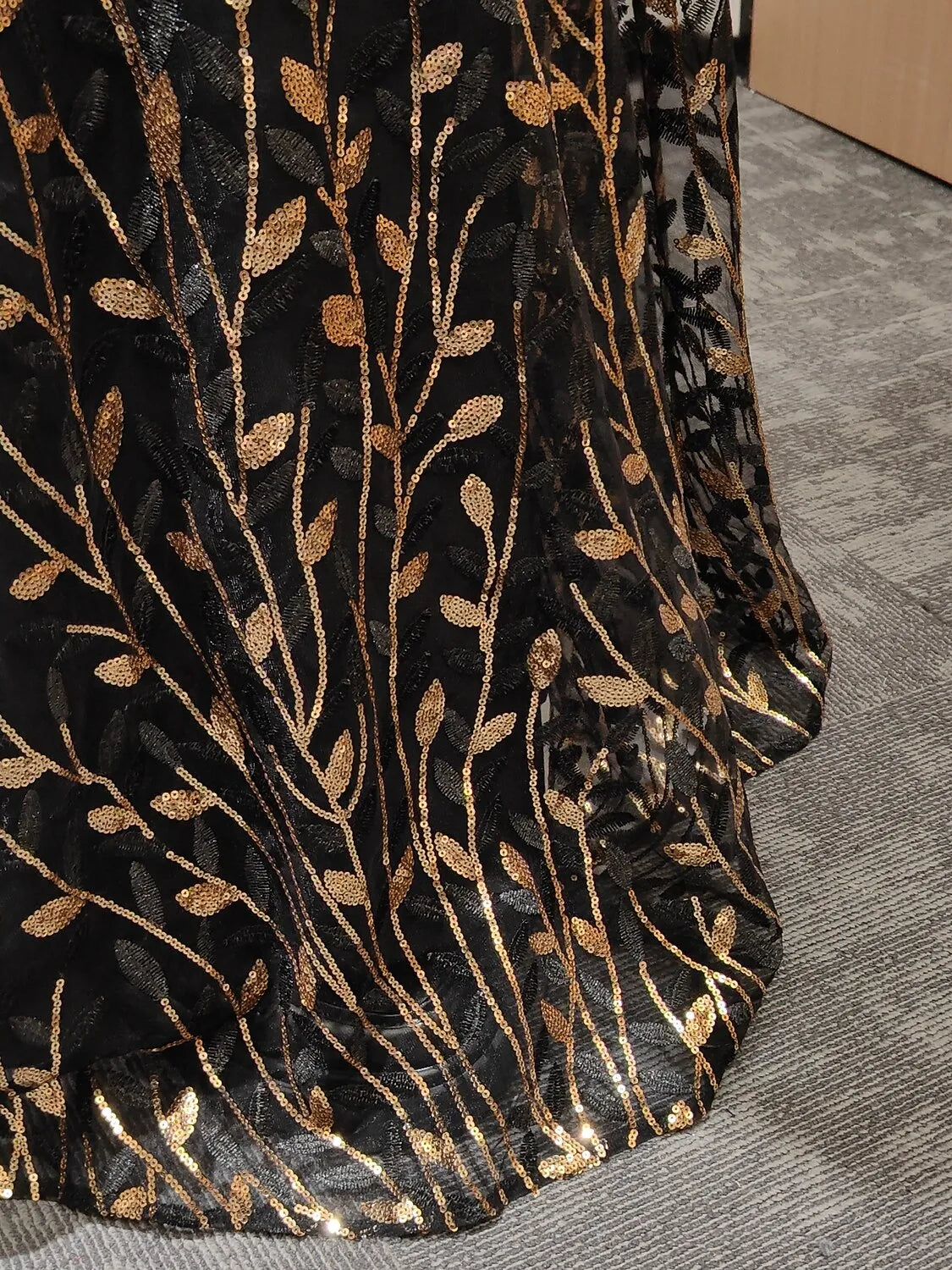 Elegant A-Line V-Neck 3/4 Sleeve Gold-Printed Black Maxi Prom Dress for Women Ready to Ship