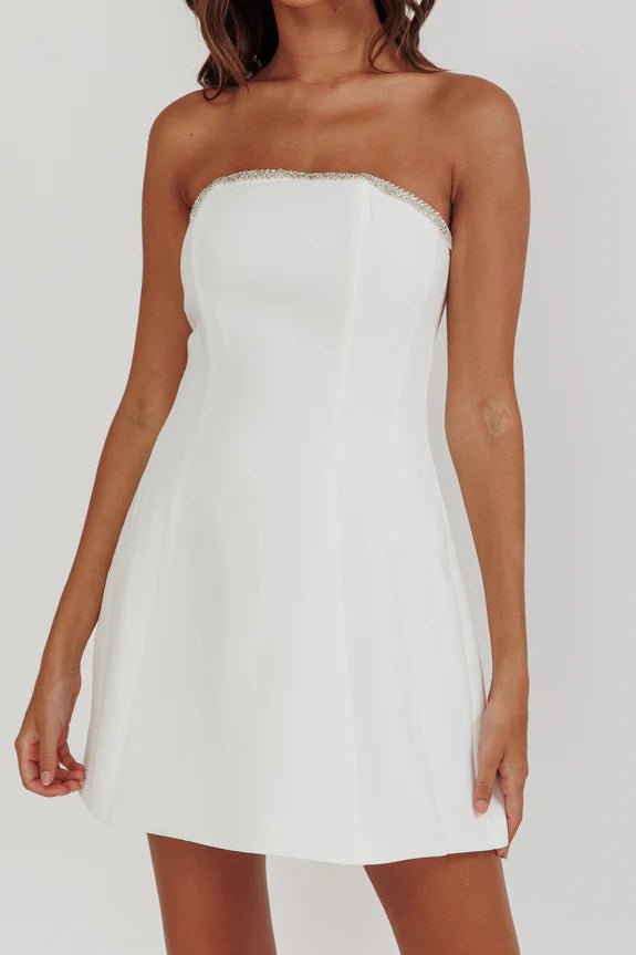 Elegant A-line Strapless Off White Mini Homecoming Dress With Rhinestone Trim