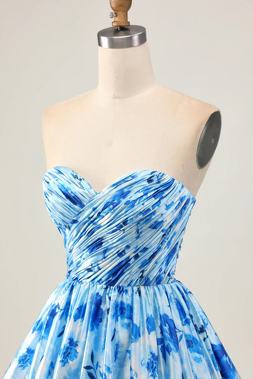 Elegant Blue Floral Strapless Sweetheart Collar A Line Short Ruched Homecoming Dress