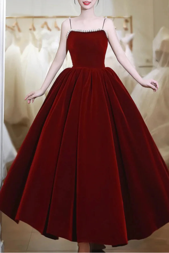 Elegant Burgundy Velvet Spaghetti Strap Lace up Back Tea Length Homecoming Dress With Pearls