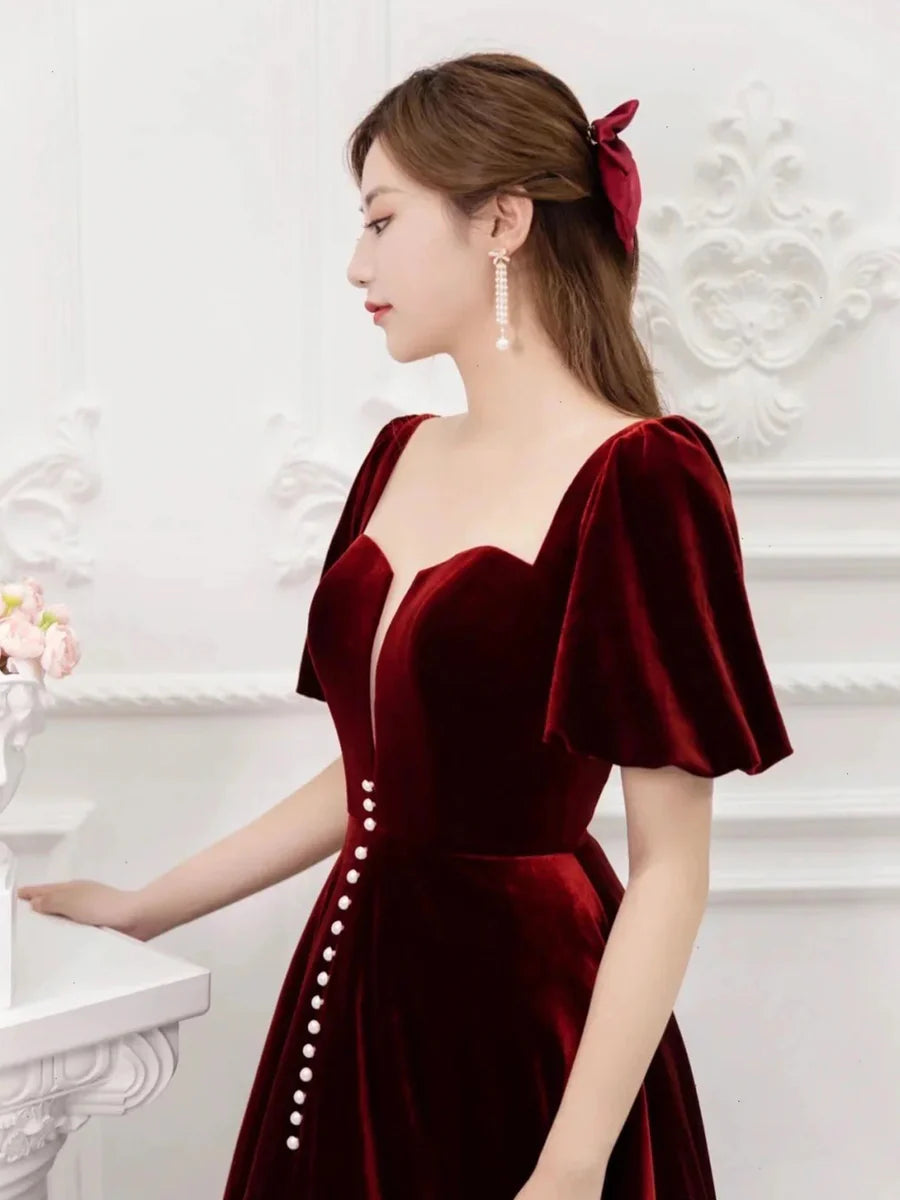 Elegant Burgundy Velvet With Beaded Long Prom Dress A-Line V Neck Short Sleeve Evening Party Dress