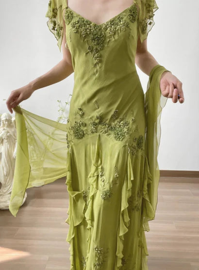 Elegant Green Chiffon  Applique V Neck Flying Sleeve Long Prom Dress With Embroidered