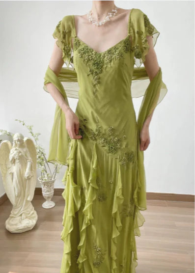 Elegant Green Chiffon  Applique V Neck Flying Sleeve Long Prom Dress With Embroidered