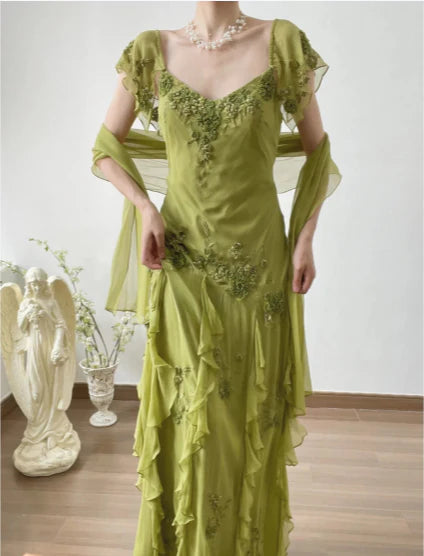 Elegant Green Chiffon  Applique V Neck Flying Sleeve Long Prom Dress With Embroidered