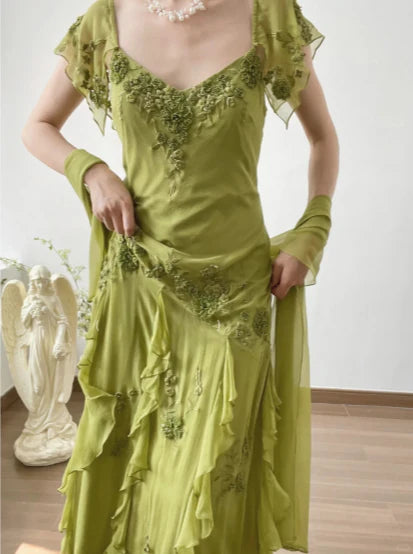 Elegant Green Chiffon  Applique V Neck Flying Sleeve Long Prom Dress With Embroidered