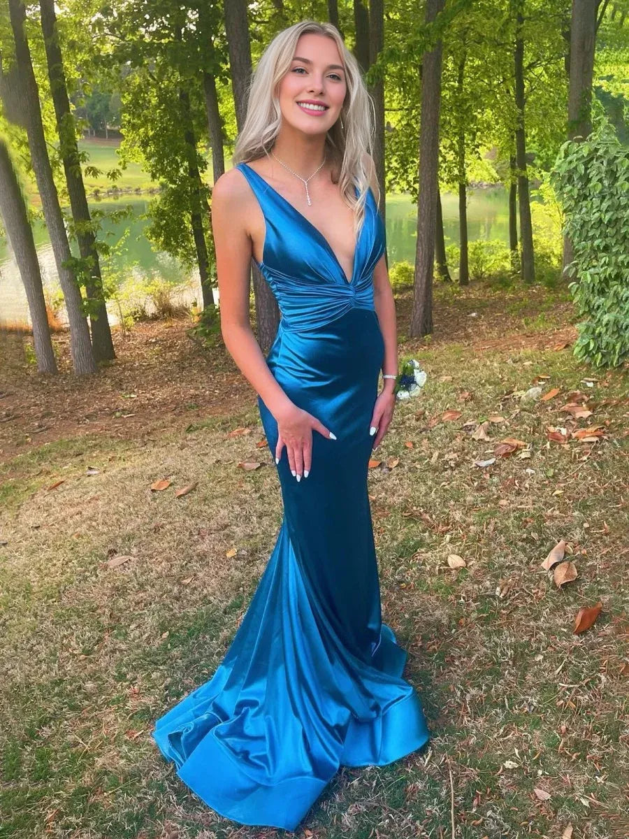 Elegant Mermaid Deep V Neck Ruched Satin Blue Evening Dress With Sweep-Train