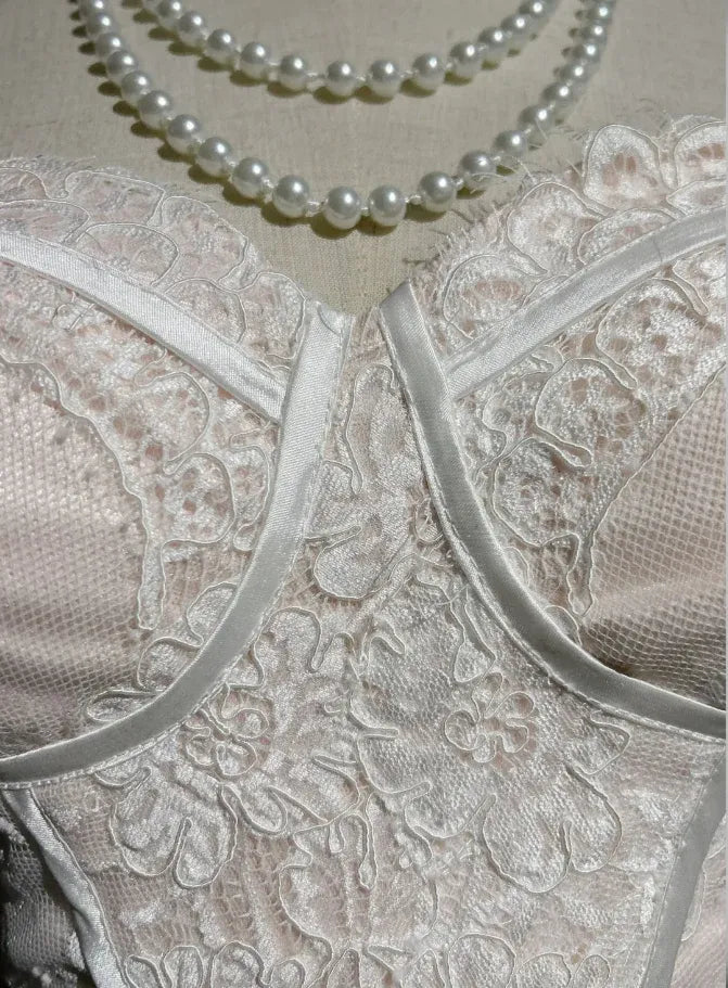 Elegant Mermaid Strapless Floral Lace Prom Dress Blush Train Wedding Dress