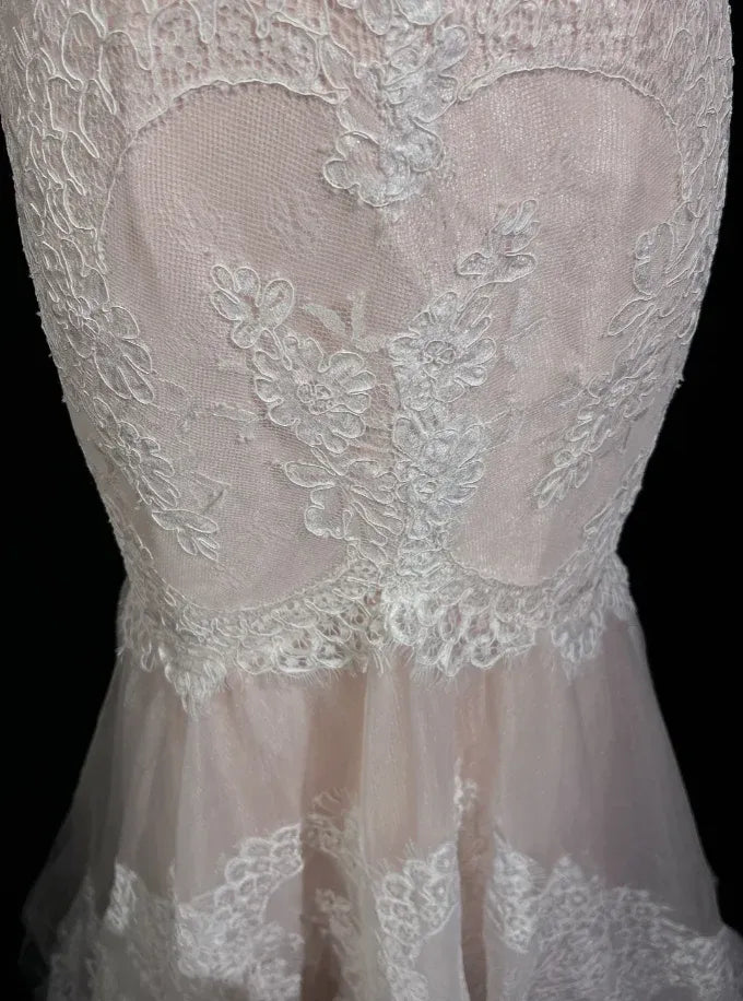 Elegant Mermaid Strapless Floral Lace Prom Dress Blush Train Wedding Dress