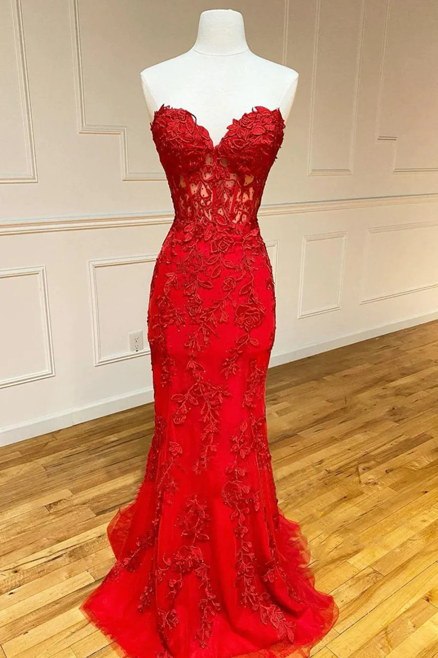 Elegant Mermaid Sweetheart Strapless Beaded Applique Lace Red Long Prom Dress