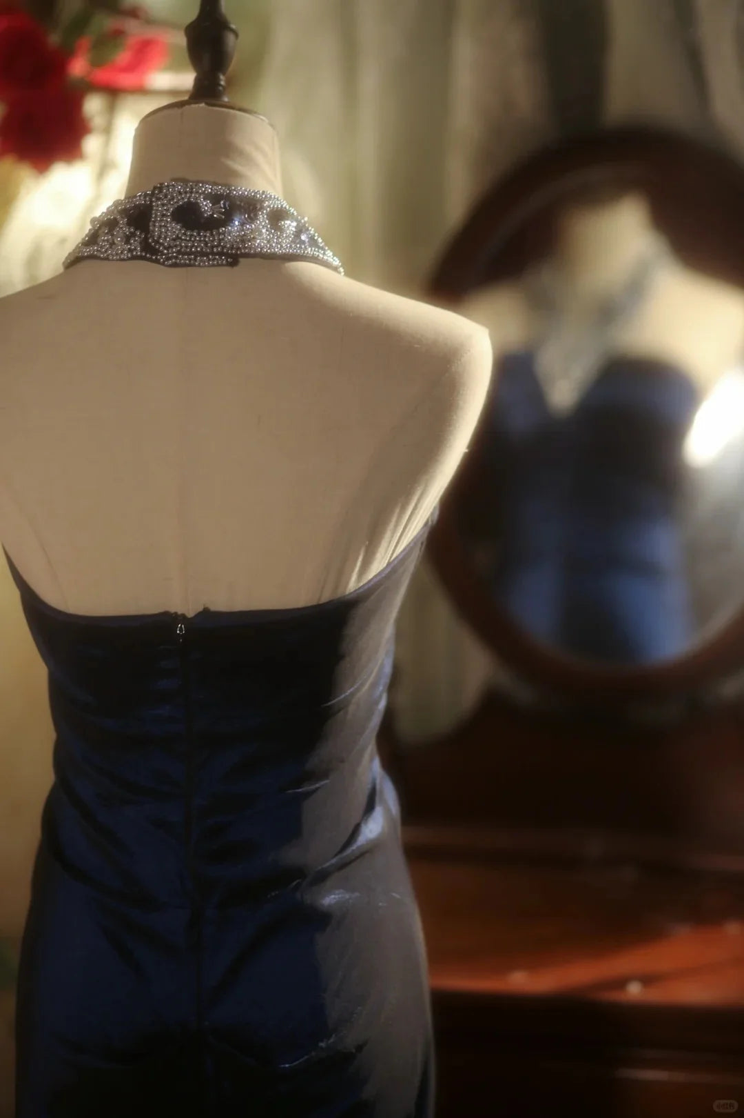 Elegant Noble Navy Blue Satin Halter Beaded Mermaid Floor Length Prom Dress Discount Long Evening Dresses