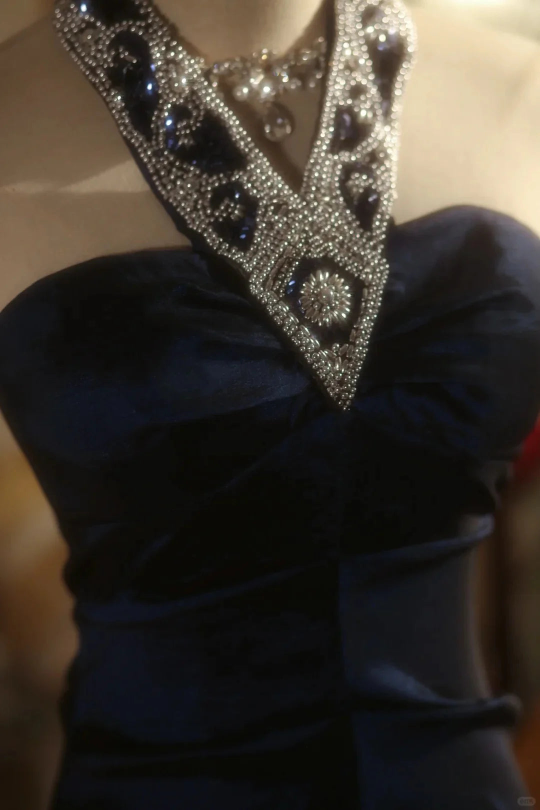 Elegant Noble Navy Blue Satin Halter Beaded Mermaid Floor Length Prom Dress Discount Long Evening Dresses