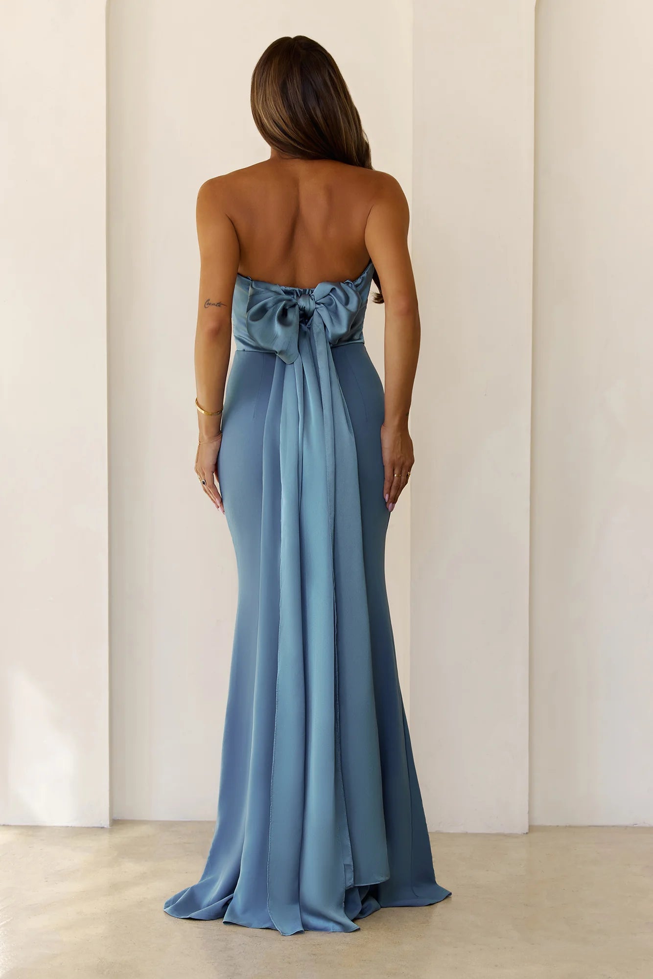 Elegant Strapless Pleated Satin Dusty Blue Floor Length Prom Dress With Streamer