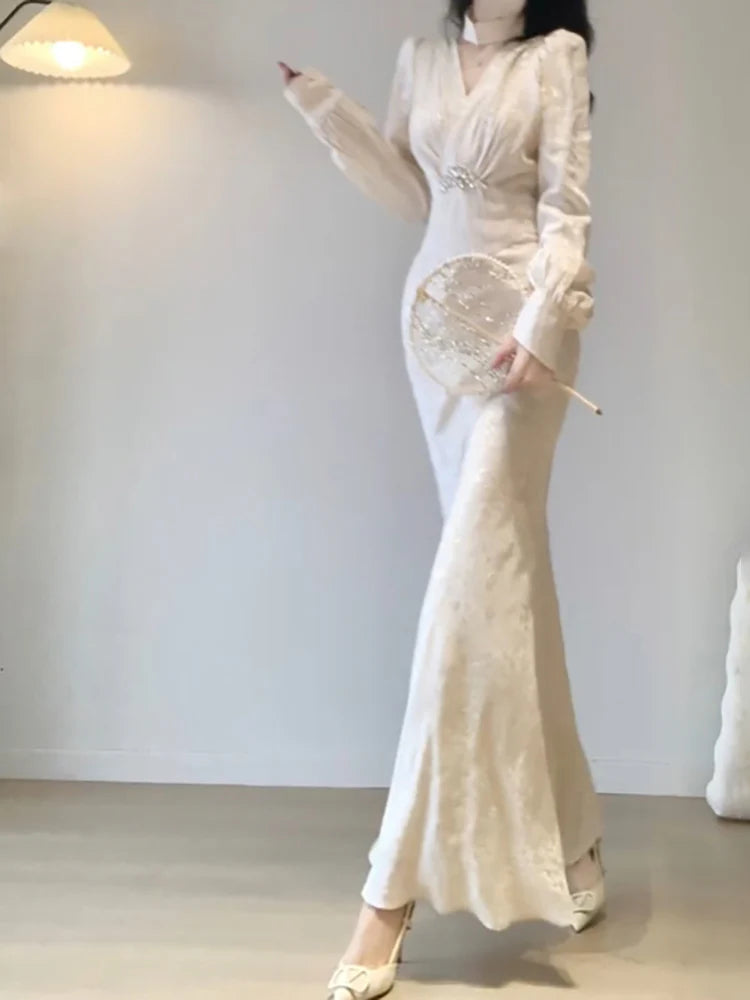 Elegant White Beaded Mermaid V Neckline Long Sleeves Prom Dress Evening Dress Birthday Outfits