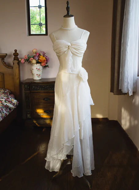 Elegant White Chiffon Camellia Strap Prom Dress With Asymmetrical Hem Discount Long Party Dresses