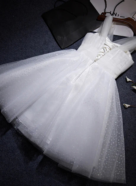 Elegant White Tulle V-neckline Beaded Short Homecoming Dresses Graduation Dress Prom Dress