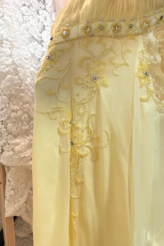 Elegant Yellow Chiffon With Beaded Lace Trim Halter Neck Bias Evening Dress Prom Dress