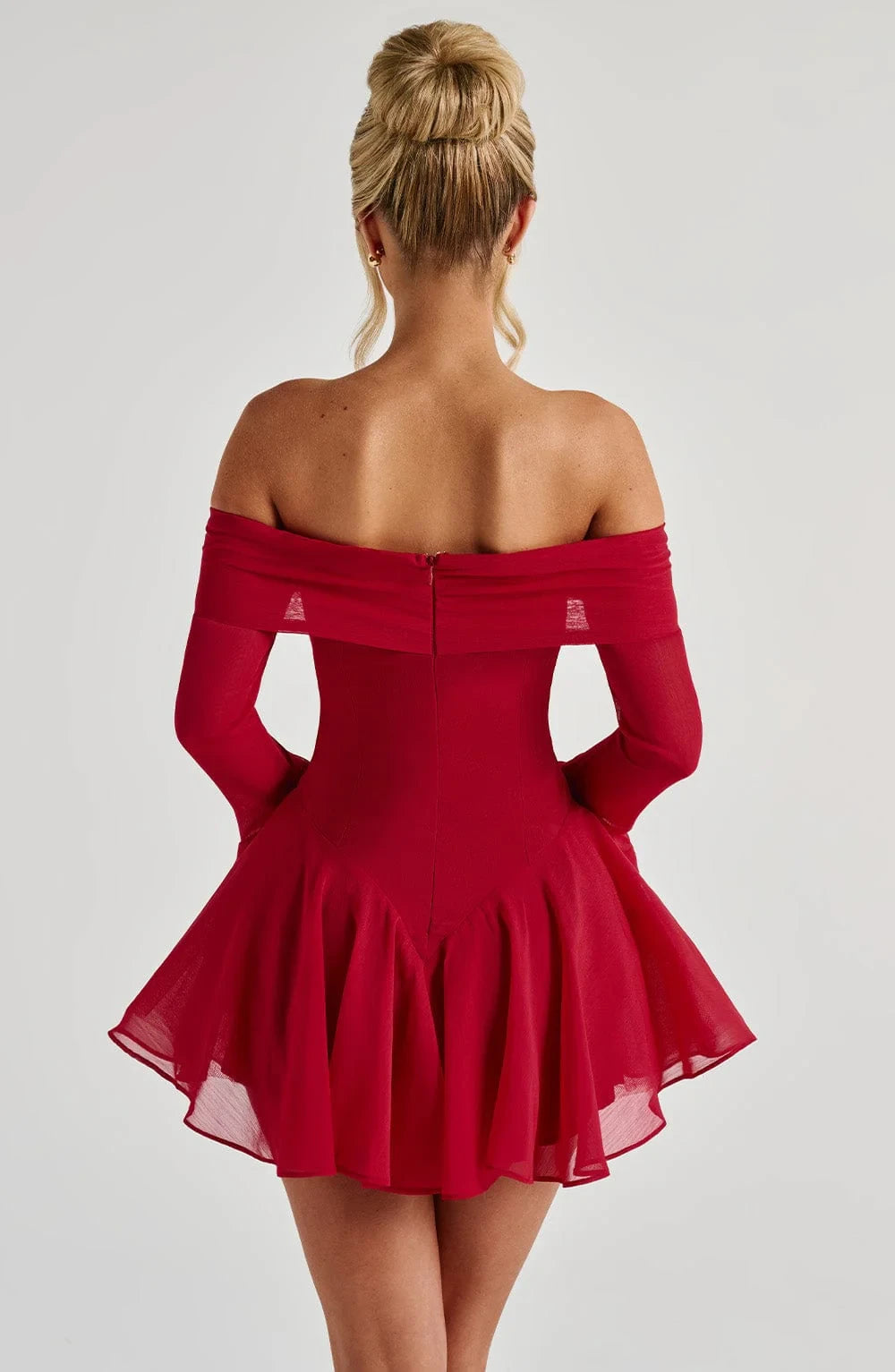 Elegant A-Line Off-Shoulder Long Sleeves Ruffled Bow Chiffon Red Short Homecoming Dress