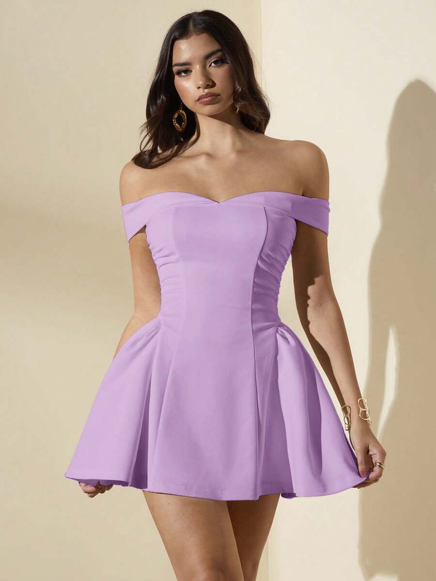 Elegant A-Line Off-Shoulder Sweetheart Pleated Solid Lavender Mini Homecoming Dresses