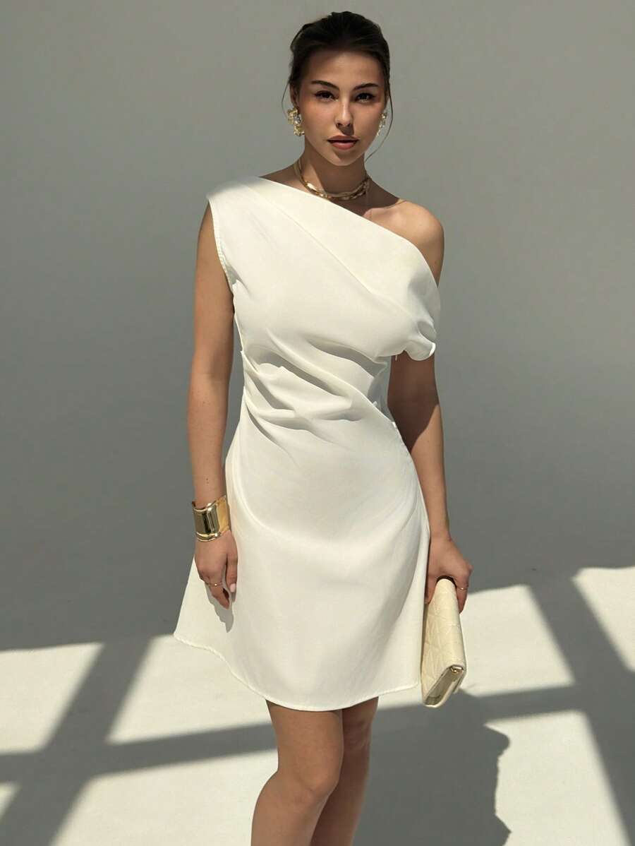 Elegant A-Line One-Shoulder Asymmetric Draped Chic White Short Homecoming Dresses
