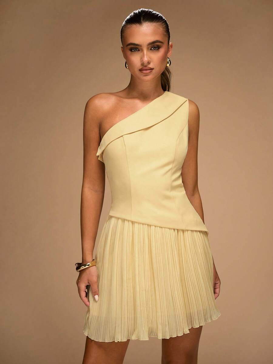 Elegant A-Line One-Shoulder Pleated Asymmetrical Pale Yellow Mini Homecoming Dresses