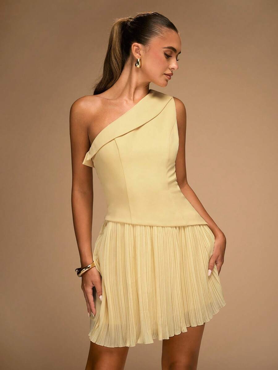 Elegant A-Line One-Shoulder Pleated Asymmetrical Pale Yellow Mini Homecoming Dresses