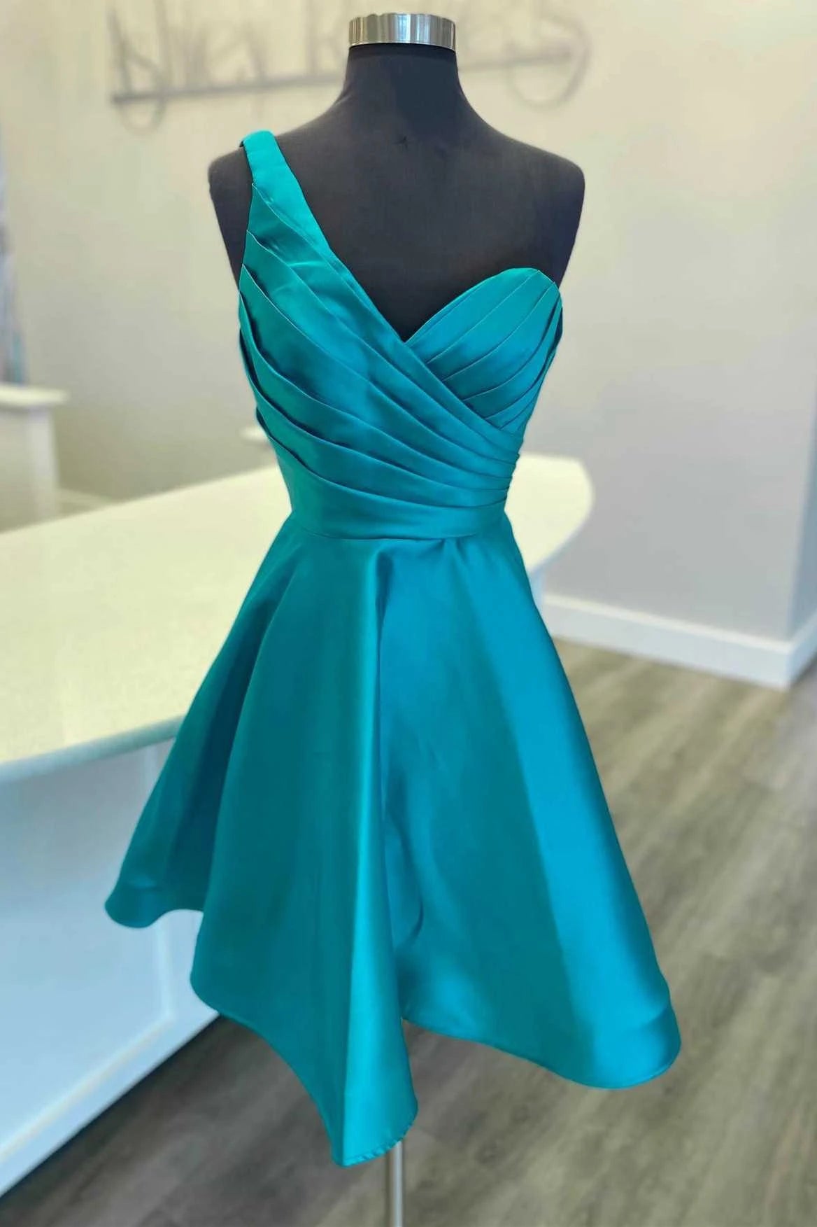 Elegant A-Line One-Shoulder Pleated Draped Satin Teal Short Homecoming Dress