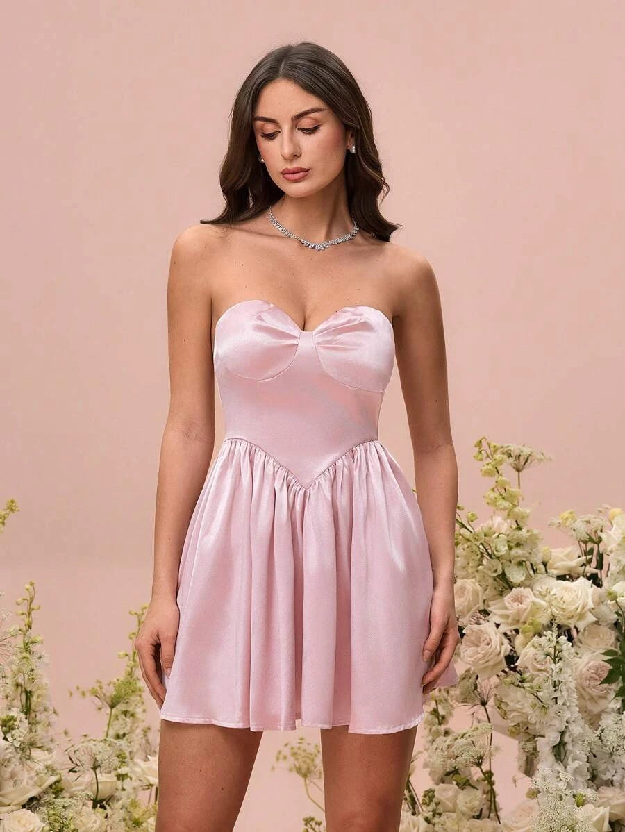 Elegant A-Line Strapless Sweetheart Pleated Satin Blush Pink Mini Homecoming Dress