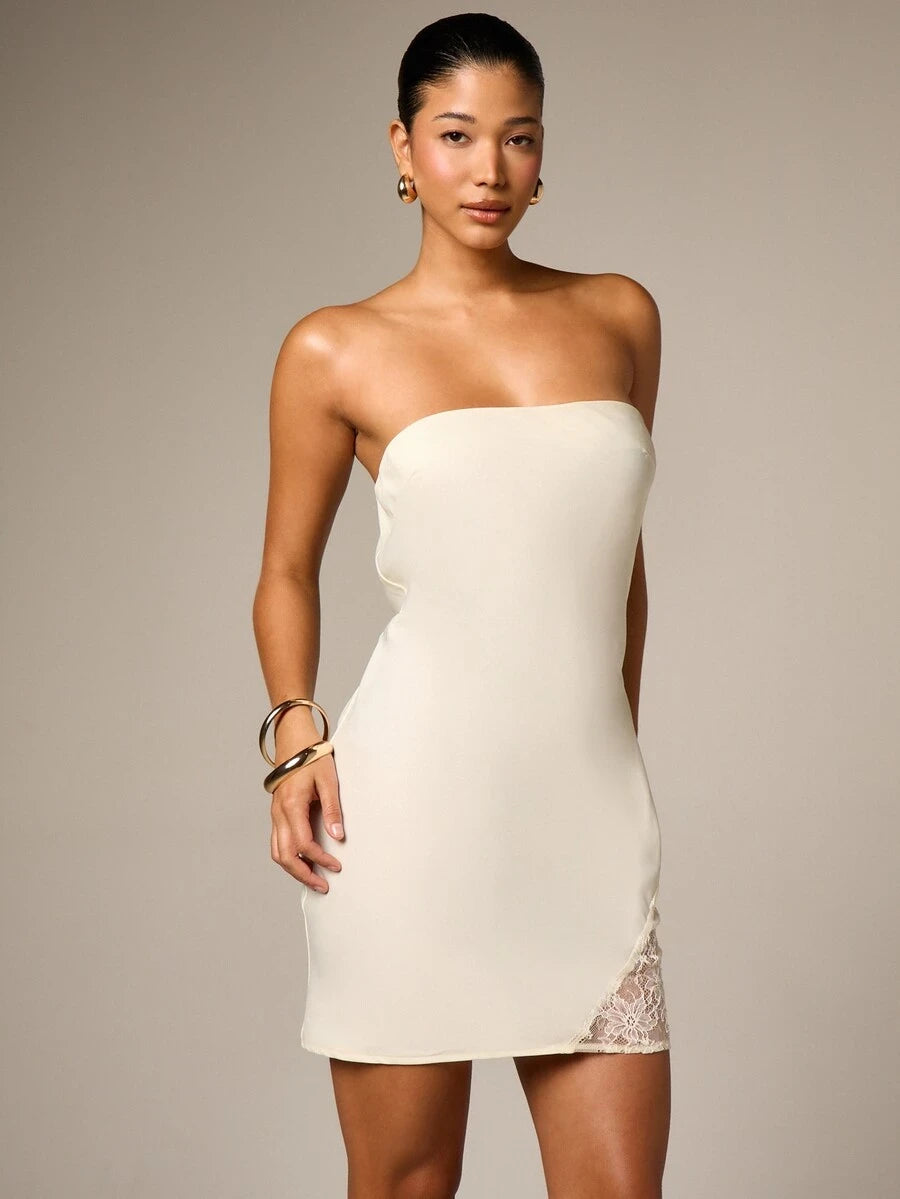 Elegant Sheath Strapless Lace-Trim Satin Ivory Mini Homecoming Dress For Women