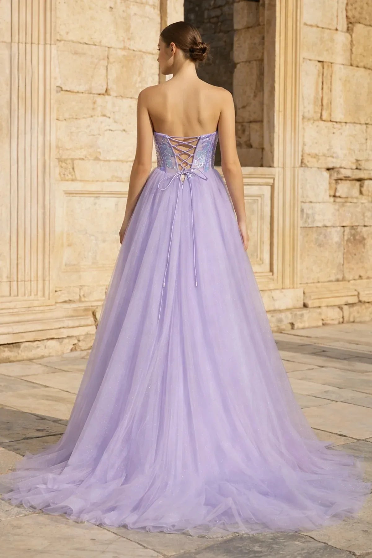 Ethereal Ballgown Strapless Beaded Tulle Lavender Floor-Length Prom Dress for Women