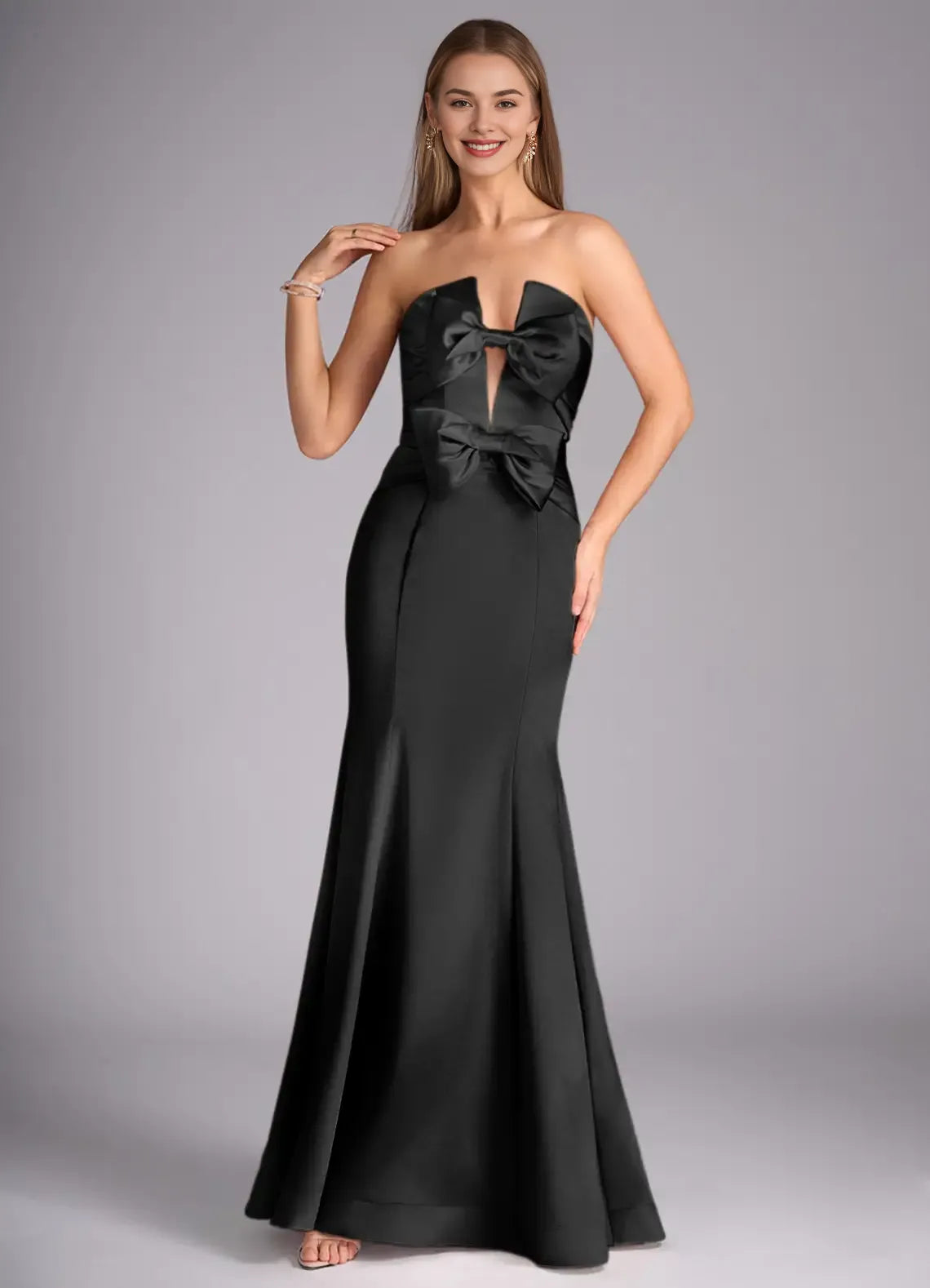 Exquisite Tailoring Mermaid Strapless Plunging V-Neck Black Prom Dress With Bow