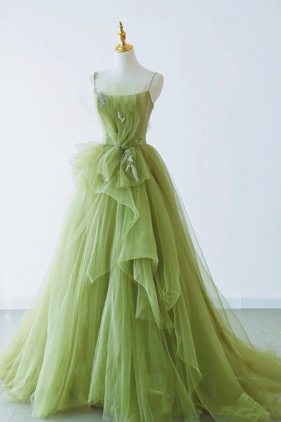 Fairy A-Line Spaghetti Strap Beaded Tulle Green Long Prom Dress With Train