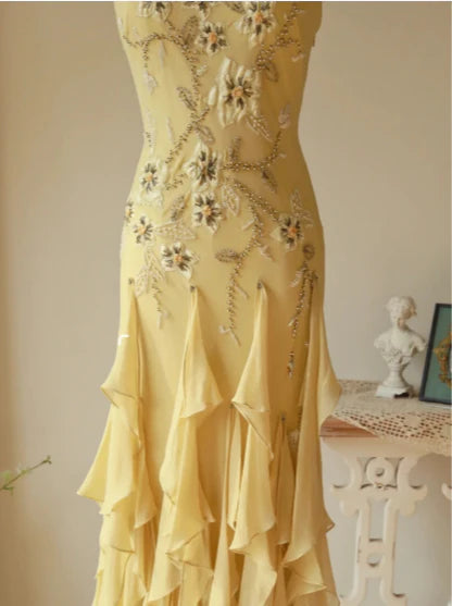 Flowy Yellow Chiffon With Beaded Spaghetti Straps Lace-Up Back Jellyfish Skirt Prom Dress