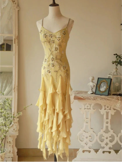 Flowy Yellow Chiffon With Beaded Spaghetti Straps Lace-Up Back Jellyfish Skirt Prom Dress