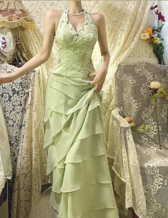 Fresh Green Chiffon Sequins With Neck Halter Beaded Layered Evening Dress Prom Dress
