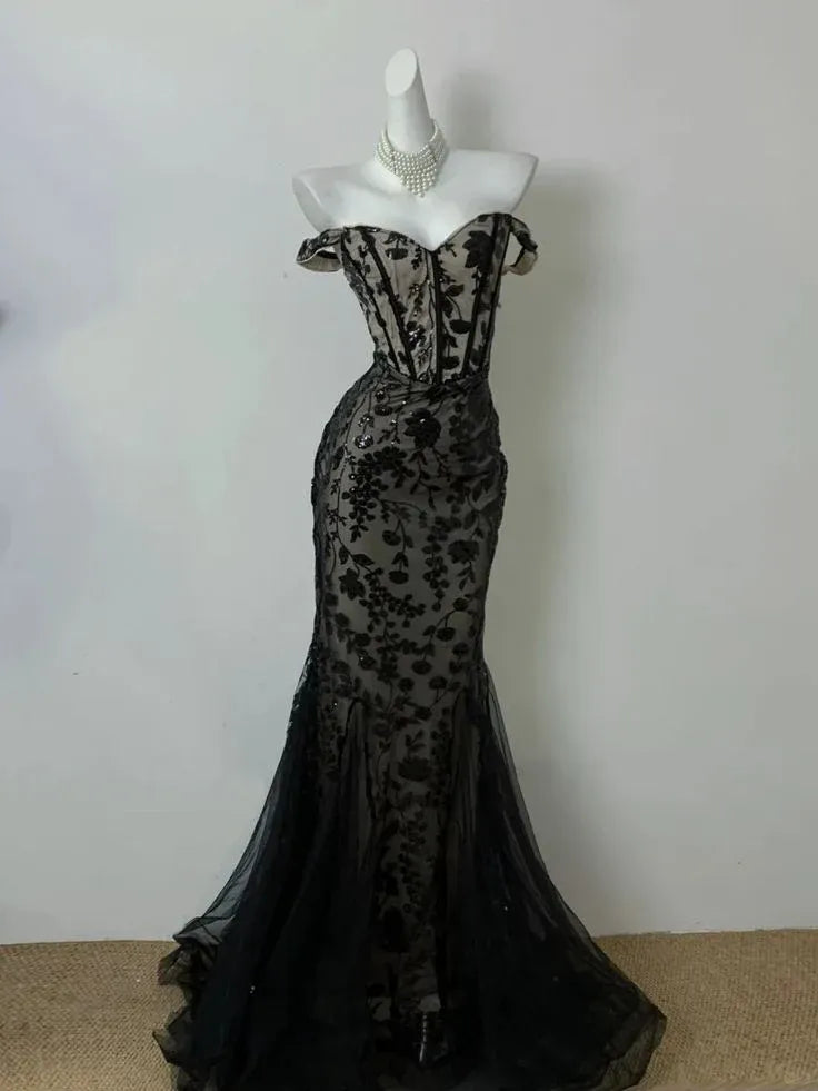 Glamorous Mermaid Sweetheart Lace Sequin Black Long Evening Dresses