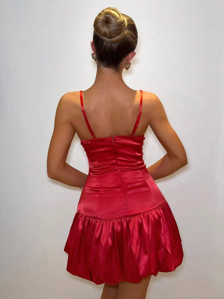 Glamorous A-Line Sweetheart Cutout Satin Red Mini Homecoming Dress With Bubble Hem