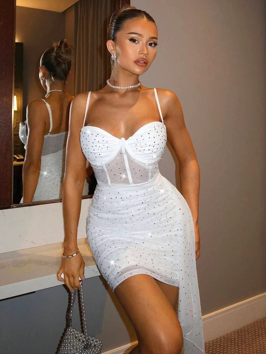 Glamorous Fitted Sweetheart Corset Ruched Asymmetrical White Mini Homecoming Dresses
