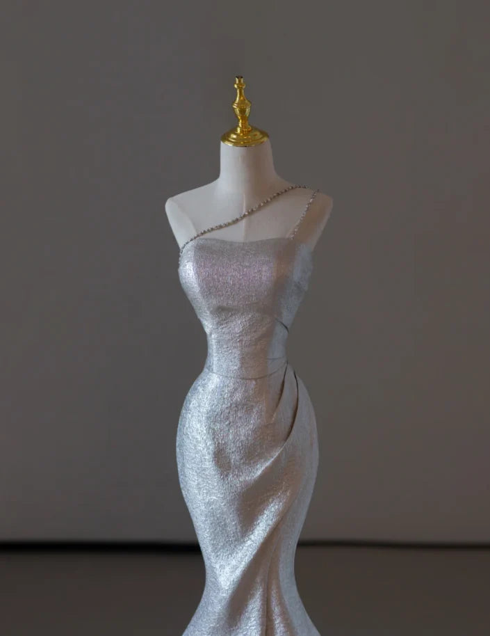 Gorgeous Strapless Sequin Sleeveless Mermaid Slit Long Prom Dresses Graduation Dresses With Rhinestones