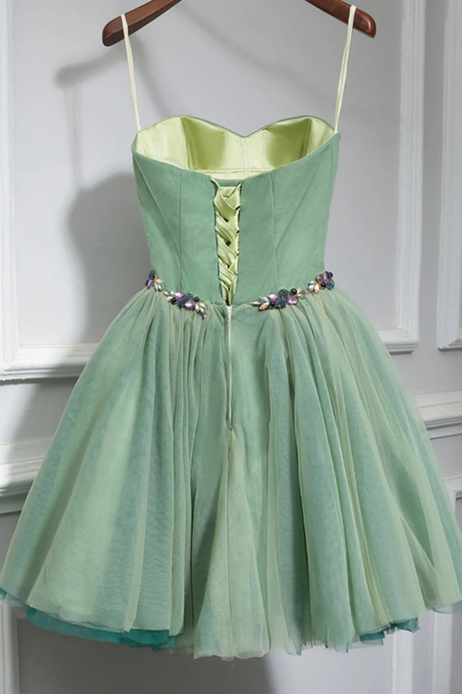 Green Tulle With Beaded Spaghetti Straps Short Prom Dress A-Line Homecoming Party Dress