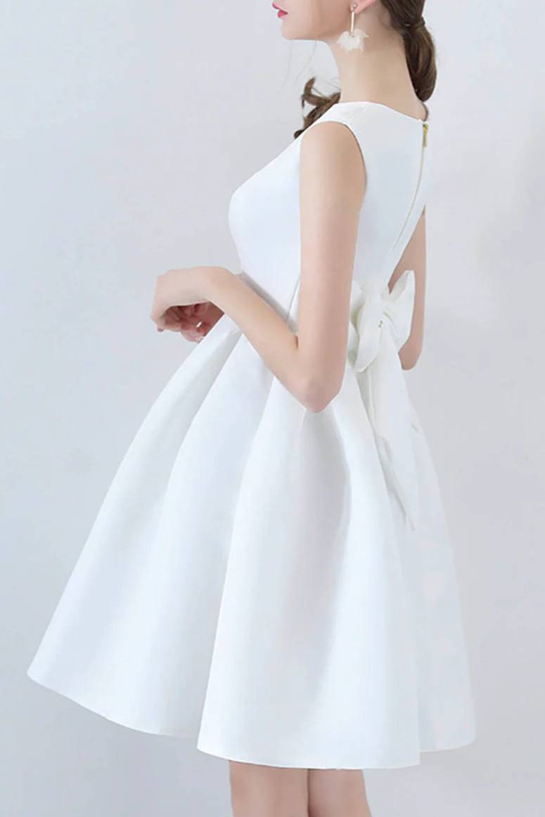 Handmade White Satin Short Zipper Back Homecoming Dresses A-Line Cocktail dresses With Bow