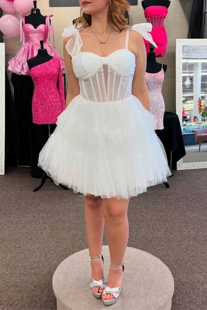Ivory Tiered Tulle Ruffles A Line Sweetheart Short Homecoming Dresses With Bow Straps