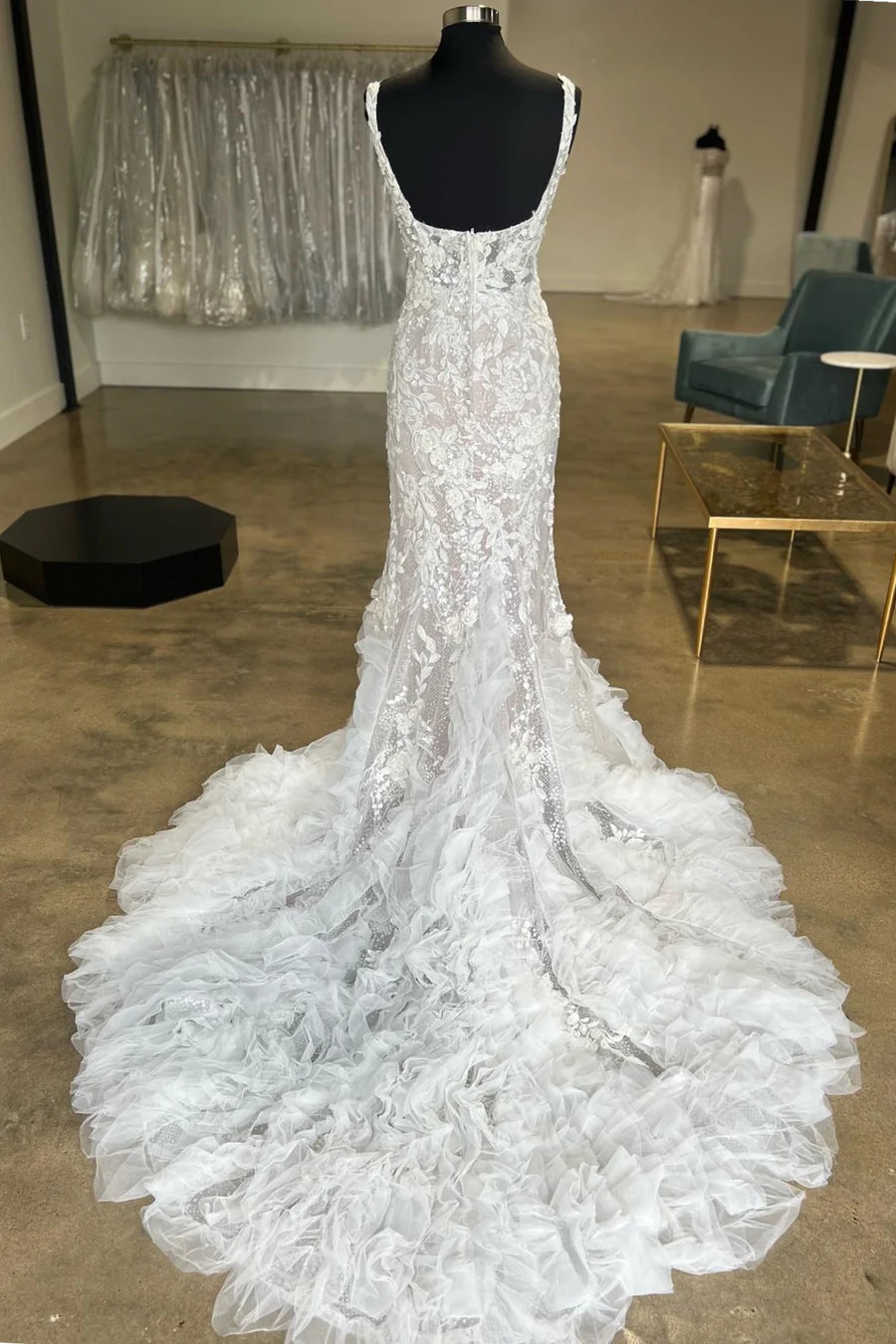 Ivory Tulle Floral Lace Applique Square Neck Ruffles Long Wedding Gown With Overlength Train