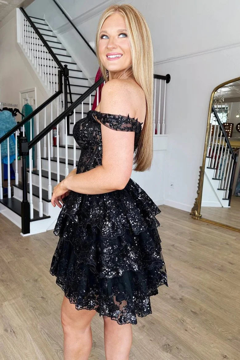 Lace Sequin-Embroidery Tiered A-Line Short Tiered Homecoming Dress