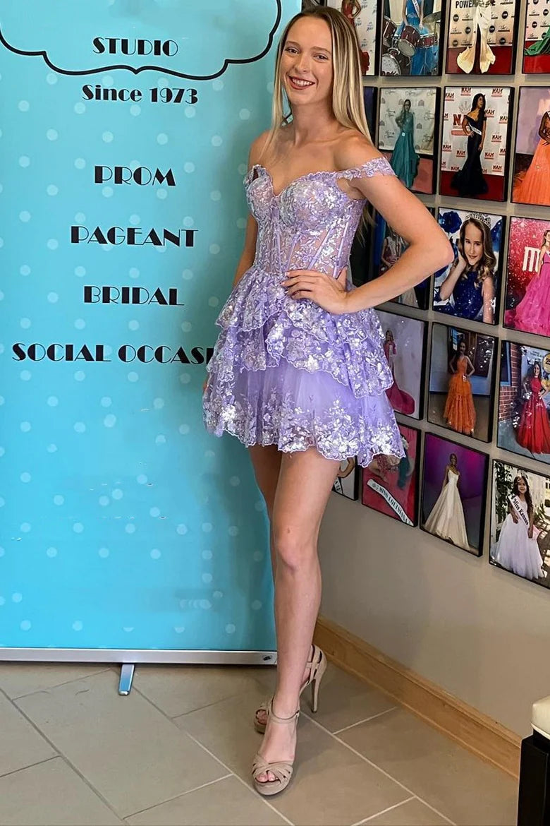 Lace Sequin-Embroidery Tiered A-Line Short Tiered Homecoming Dress