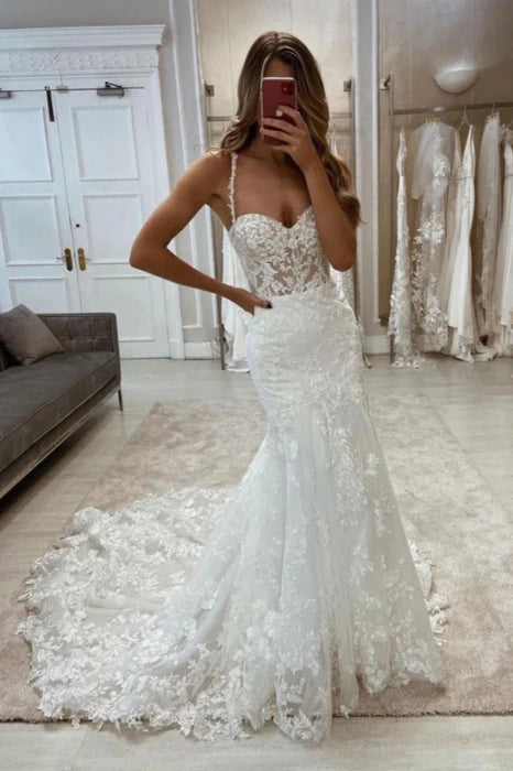 Lace Tulle Spaghetti Straps Sweetheart Collar Mermaid Sweep Train Wedding Dress With Appliques