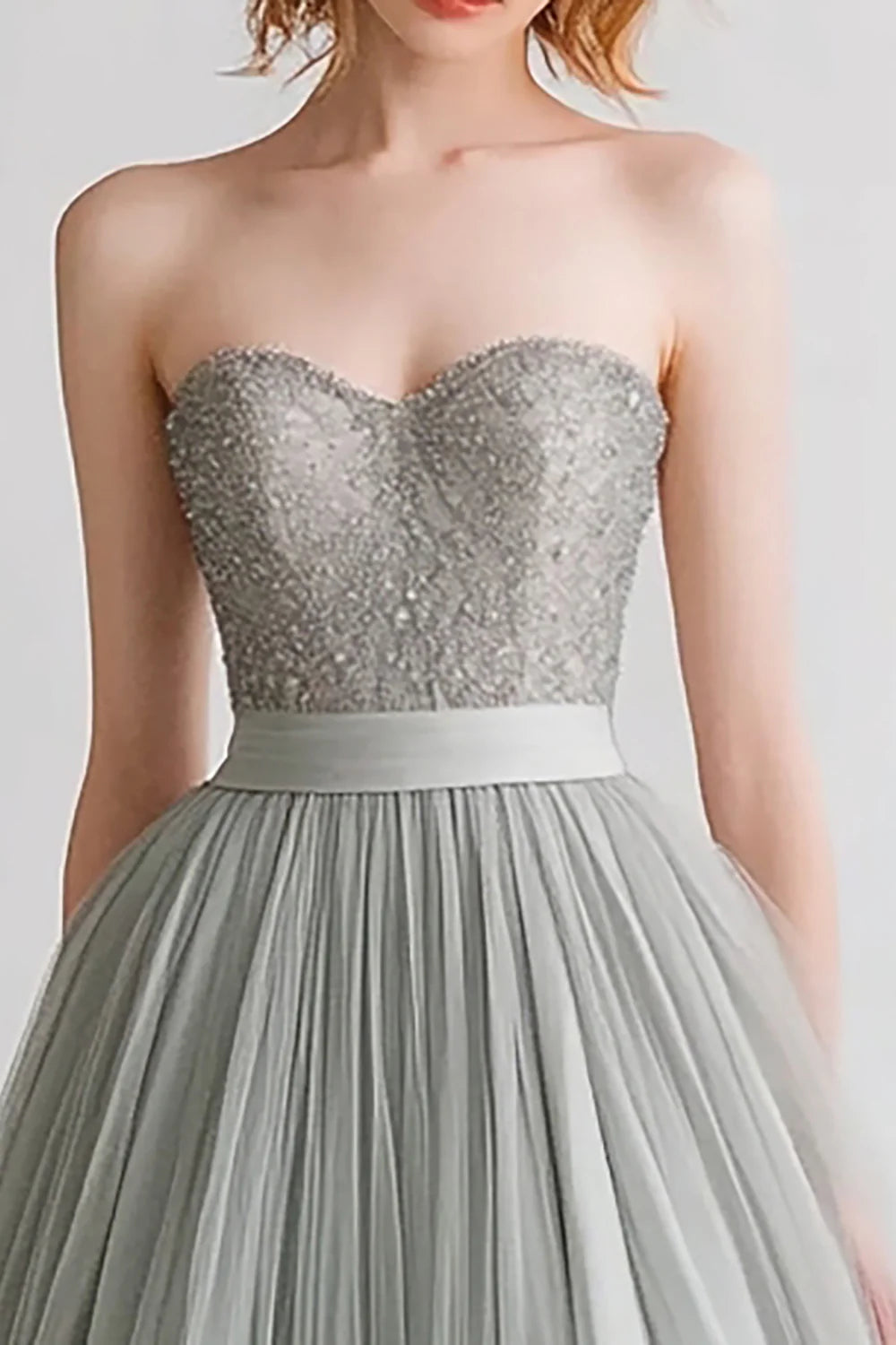 Light Grey Sequins With Beaded Sweetheart Collar Strapless A Line Tulle Tiered Evening Dress