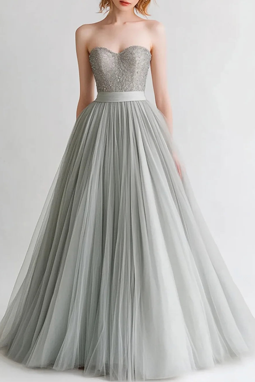 Light Grey Sequins With Beaded Sweetheart Collar Strapless A Line Tulle Tiered Evening Dress