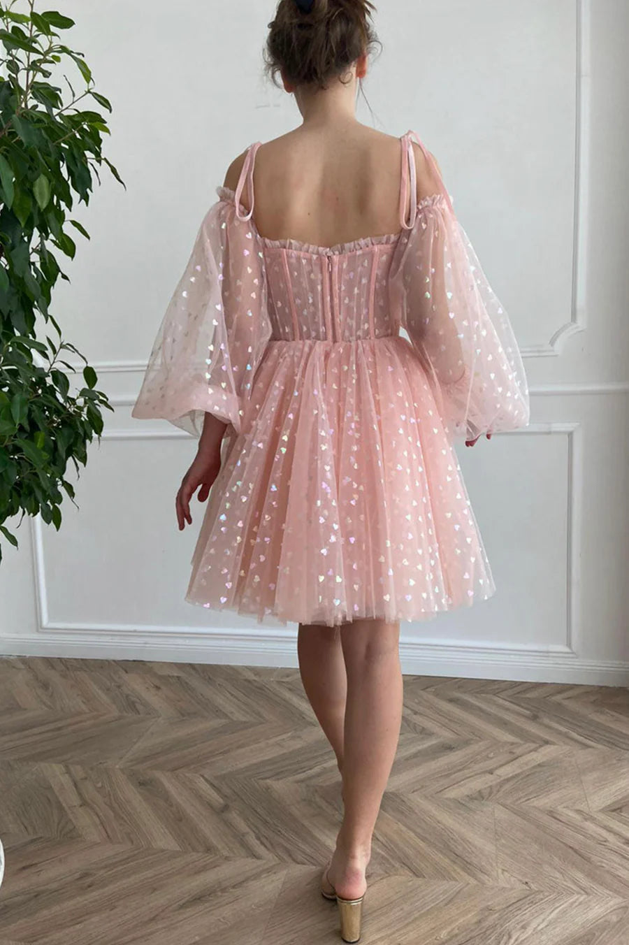 Lovely A-Line Puff Sleeve Sequins Tulle Pink Short Prom Dress Homecoming Dress