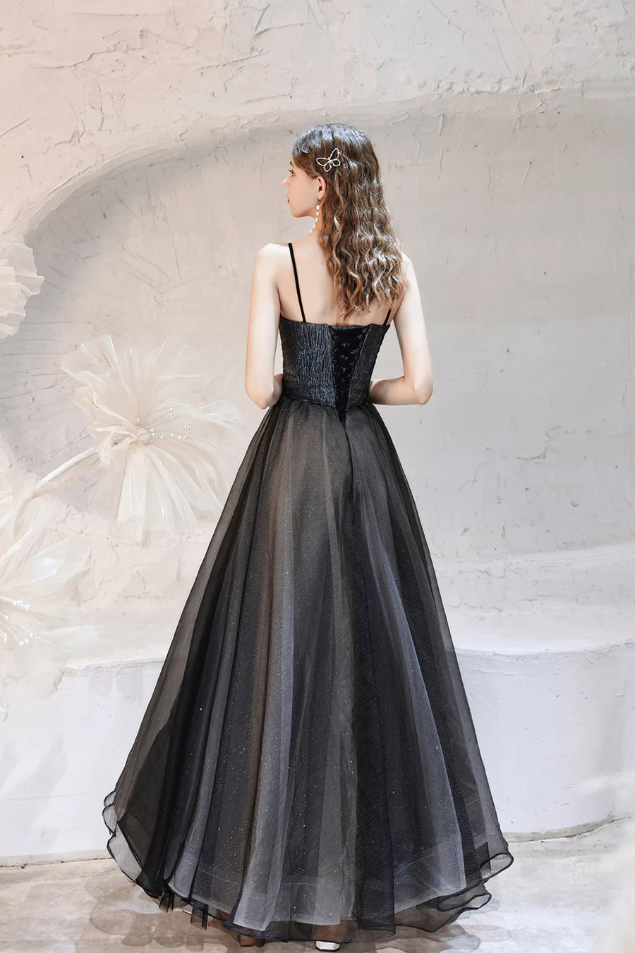 Lovely A-Line Spaghetti Straps Pleated Applique Tulle Black Long Prom Dress